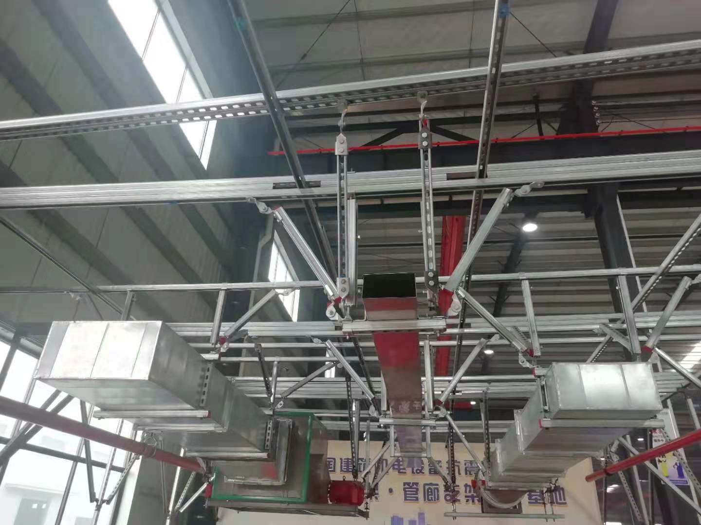 消防暖通設(shè)備企業(yè)(通過(guò)cccf認(rèn)證)主要產(chǎn)品:各式消防風(fēng)機(jī),建筑抗震支架